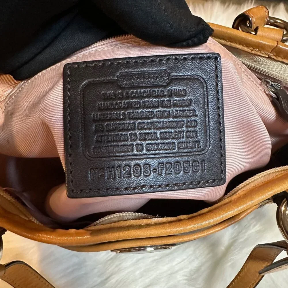 ❌SOLD❌Coach Signature Coated Canvas/Leather Tote Bag - Picture 11 of 11